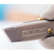 STANLEY 99E Messer mit einziehbarer Klinge - 2-10-099